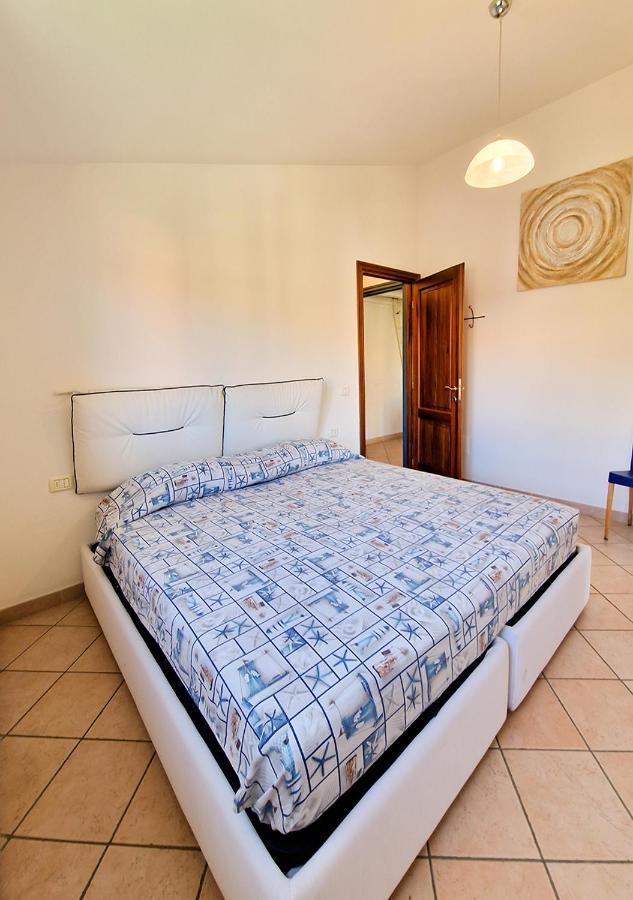 Murphy Holiday Home - Residenza Aldo Moro 02 Ла Мадалена Екстериор снимка