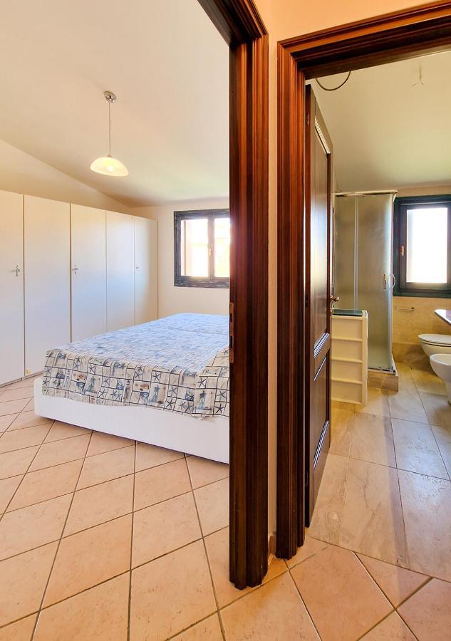 Murphy Holiday Home - Residenza Aldo Moro 02 Ла Мадалена Екстериор снимка